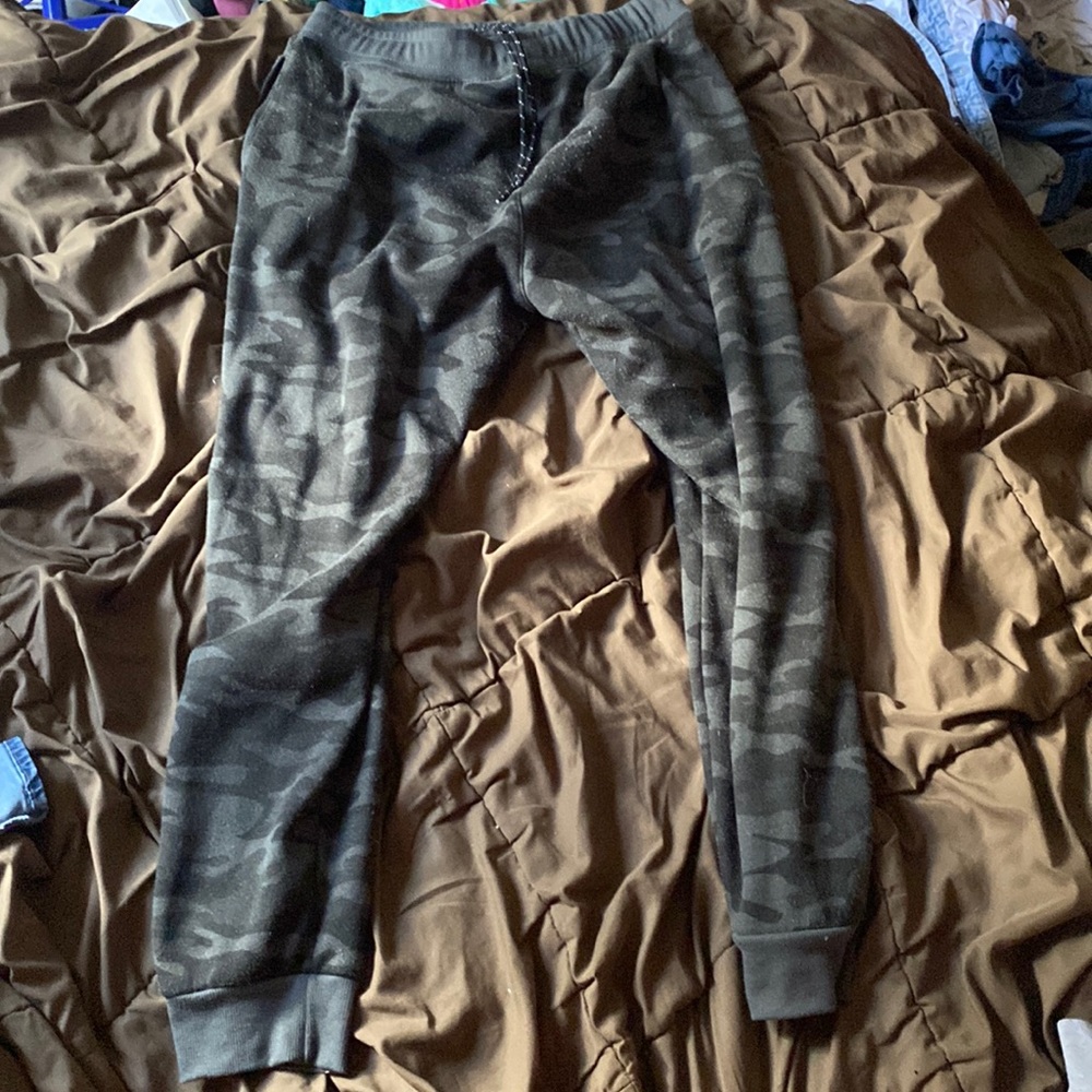 Womens Grey Camo Sweatpants — Spalding